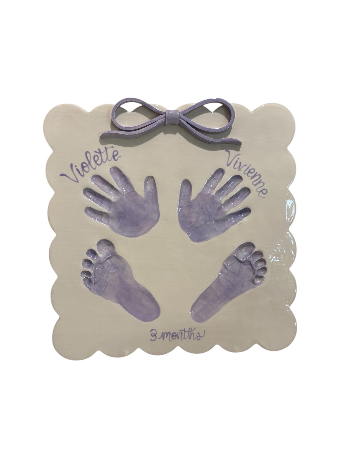 Classic Scalloped Plaque