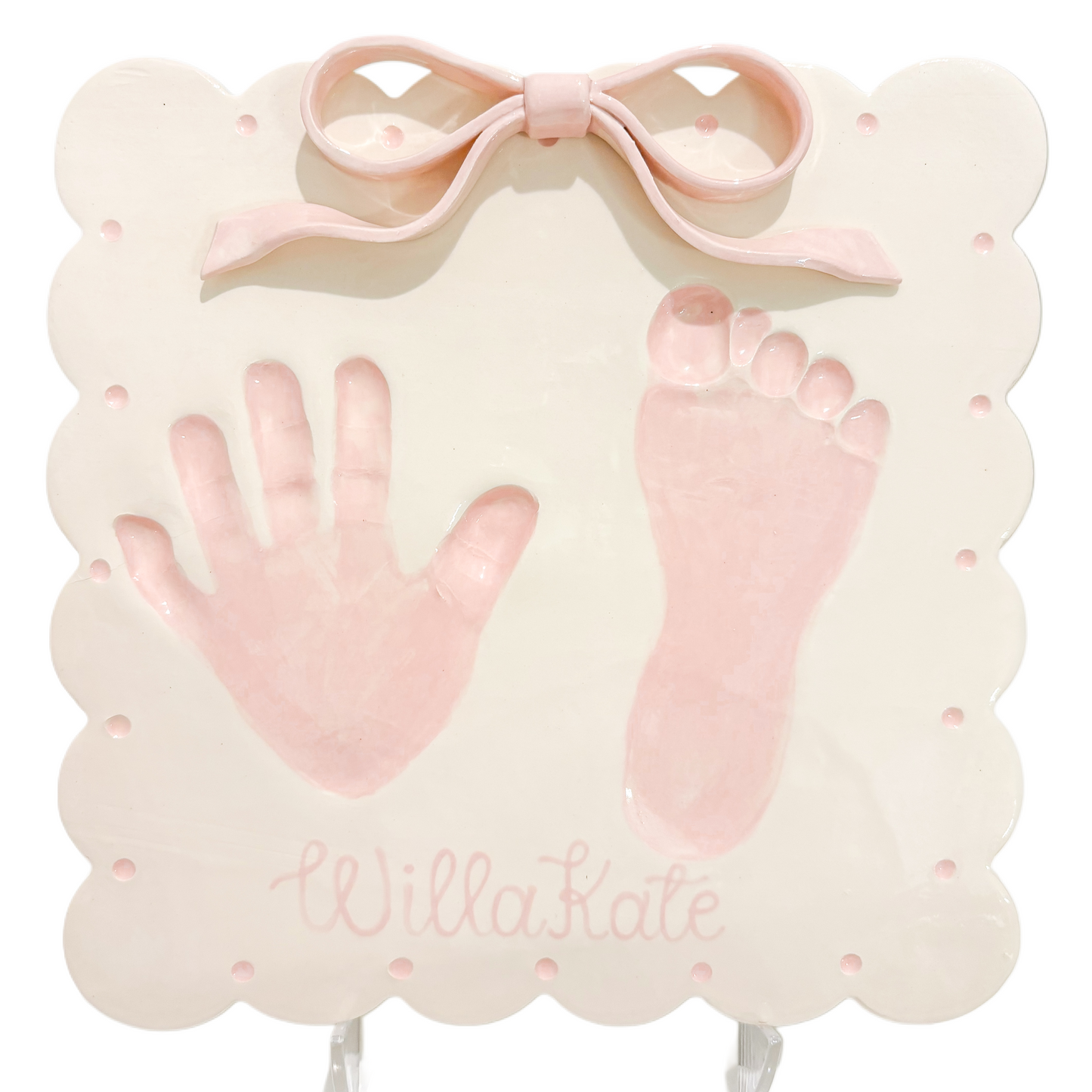 Classic Scalloped Plaque